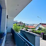 Sparrow Apartmens - Vrabcia Ulica 9, * Kosice