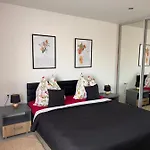 Sparrow Apartmens - Vrabcia Ulica 9, Apartment Kosice