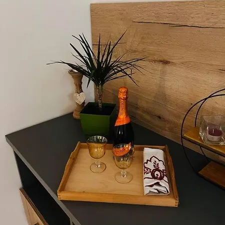 Sparrow Apartmens - Vrabcia Ulica 9, * Kosice