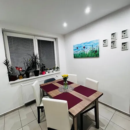 Sparrow Apartmens - Vrabcia Ulica 9, * Kosice