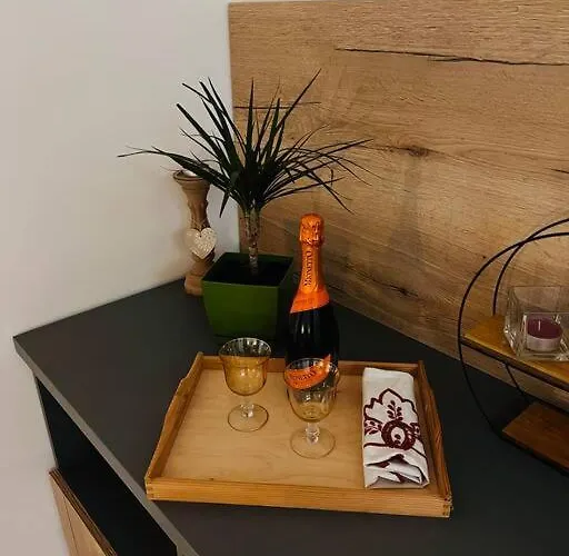 Sparrow Apartmens - Vrabcia Ulica 9, * Košice