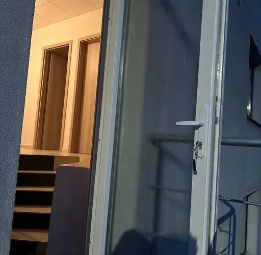 Sparrow Apartmens - Vrabcia Ulica 9, Апартаменты Кошице